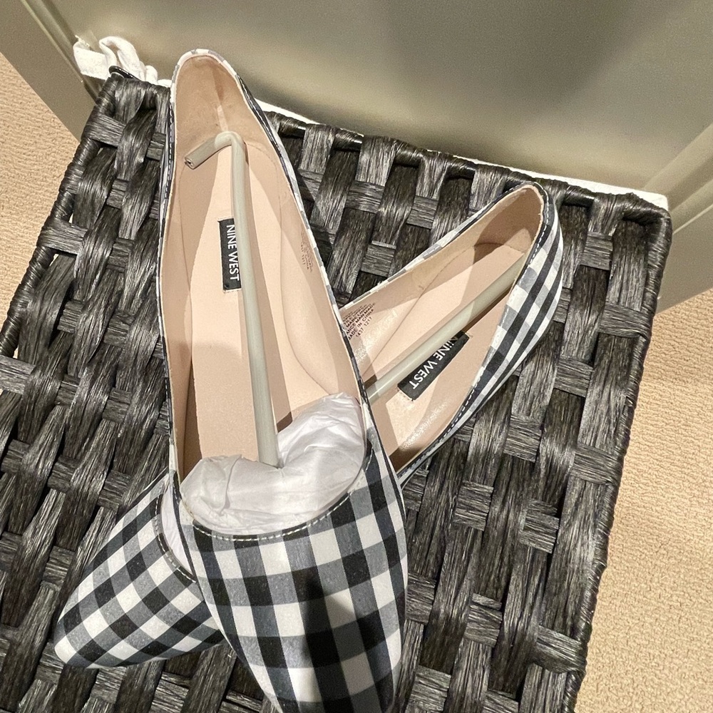 Nine West Flats